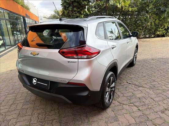 CHEVROLET-TRACKER-2022