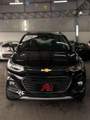 CHEVROLET-TRACKER-2019