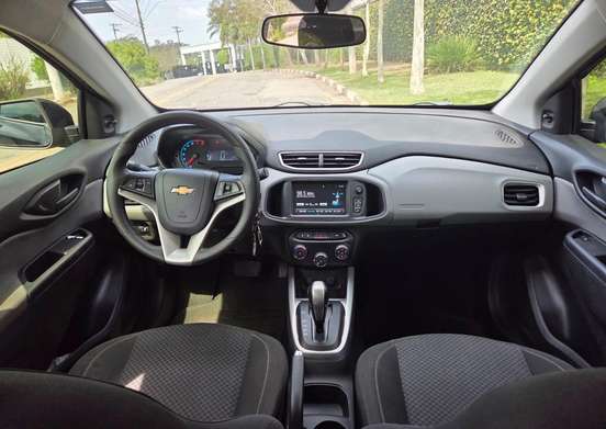 CHEVROLET-ONIX-2018