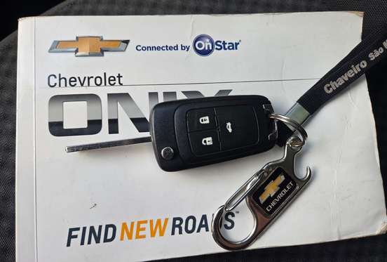 CHEVROLET-ONIX-2018