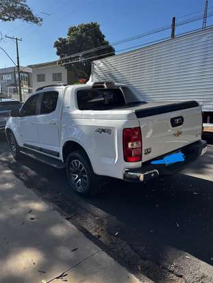 CHEVROLET-S10-2.8 HIGH COUNTRY 4X4 CD 16V TURBO DIESEL 4P AUTOMÁTICO CHEVROLET-S10-2017