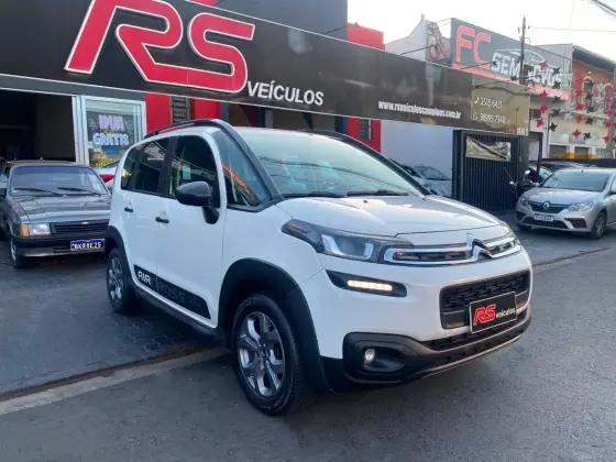 CITROËN AIRCROSS 1.6 VTI 120 FLEX LIVE EAT6 CITROËN AIRCROSS 1.6 VTI 120 FLEX LIVE EAT6