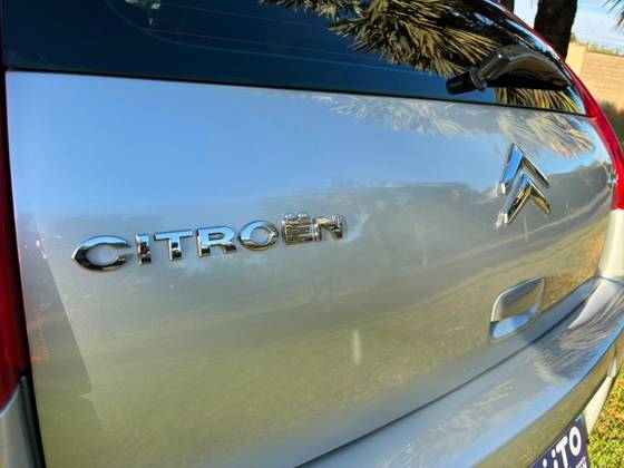 CITROËN C4 1.6 GLX 16V FLEX 4P MANUAL