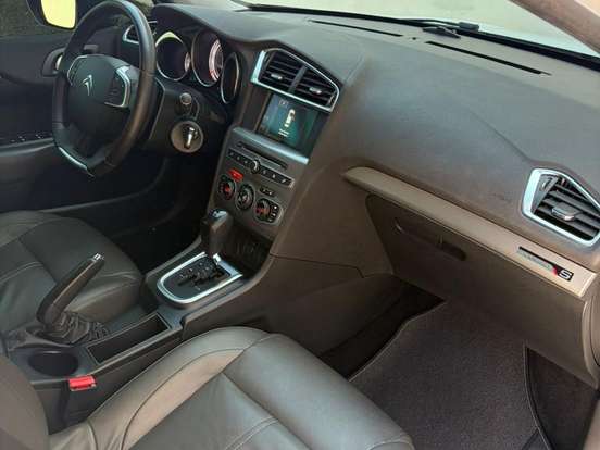 CITROËN-C4 LOUNGE-1.6 THP FLEX ORIGINE BVA CITROËN-C4 LOUNGE-2017