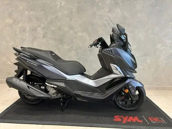 DAFRA CRUISYM 300 