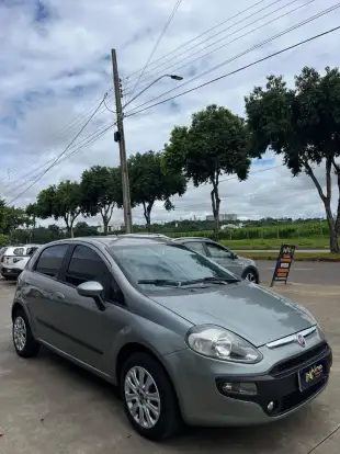 FIAT-PUNTO-2015