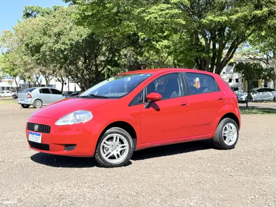 FIAT PUNTO 1.4 ATTRACTIVE 8V FLEX 4P MANUAL FIAT PUNTO 1.4 ATTRACTIVE 8V FLEX 4P MANUAL