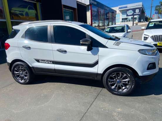 FORD-ECOSPORT-1.6 FREESTYLE 16V FLEX 4P MANUAL FORD-ECOSPORT-2014