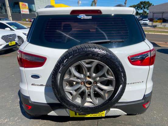 FORD-ECOSPORT-2014