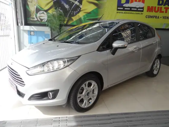 FORD FIESTA 1.6 SE HATCH 16V FLEX 4P POWERSHIFT