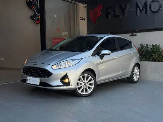 FORD FIESTA 1.6 TI-VCT FLEX TITANIUM POWERSHIFT
