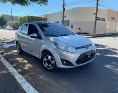 FORD FIESTA 1.6 MPI SEDAN 8V FLEX 4P MANUAL FORD FIESTA 1.6 MPI SEDAN 8V FLEX 4P MANUAL