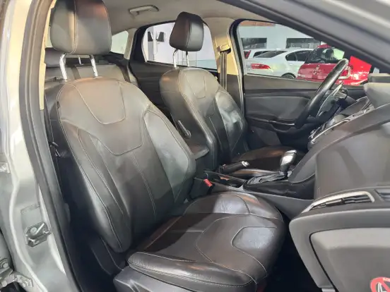 FORD-FOCUS-2.0 TITANIUM FASTBACK 16V FLEX 4P POWERSHIFT FORD-FOCUS-2015