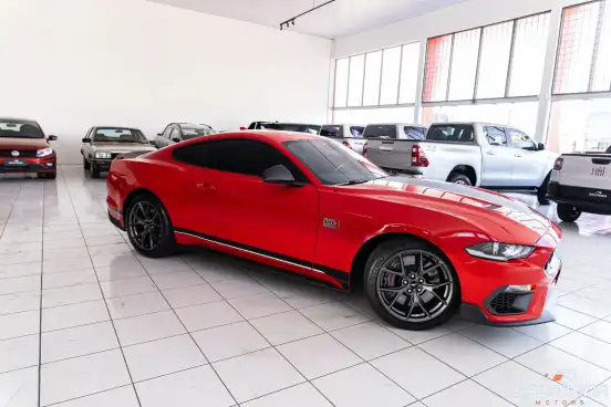 FORD-MUSTANG-2021