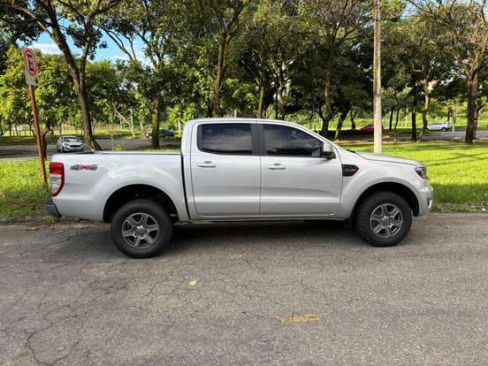 FORD-RANGER-2.2 XLS 4X2 CD 16V DIESEL 4P AUTOMÁTICO FORD-RANGER-2022