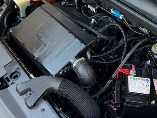 FORD-FIESTA-1.0 ROCAM SE PLUS 8V FLEX 4P MANUAL FORD-FIESTA-2014