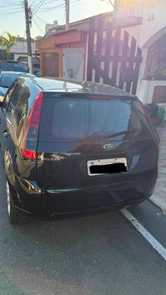 FORD-FIESTA-2014