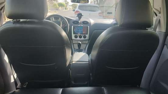 FORD-FOCUS-2011