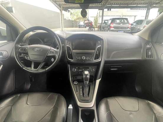 FORD-FOCUS-2.0 SE PLUS 16V FLEX 4P POWERSHIFT FORD-FOCUS-2016
