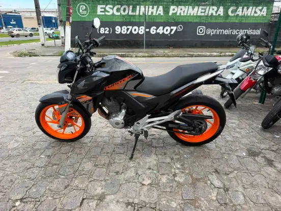 HONDA-CB TWISTER-2021