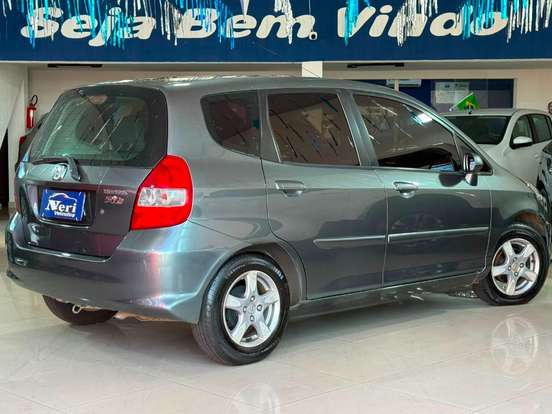 HONDA-FIT-2006