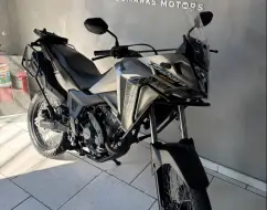 HONDA XRE 300 SAHARA HONDA XRE 300 SAHARA