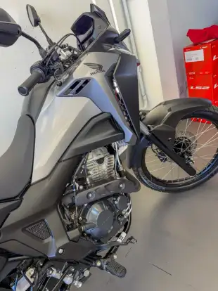 HONDA-XRE 300 SAHARA-2025