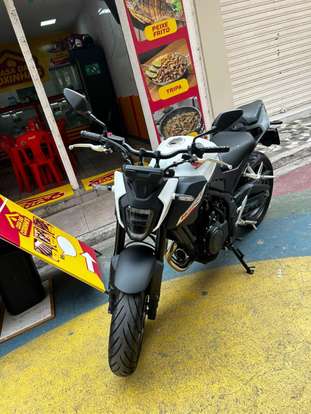 HONDA-CB 500 HORNET-2025