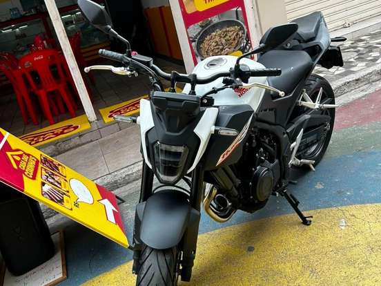 HONDA-CB 500 HORNET HONDA-CB 500 HORNET-2025