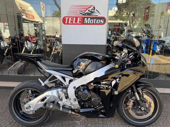 HONDA CBR 1000RR FIREBLADE 