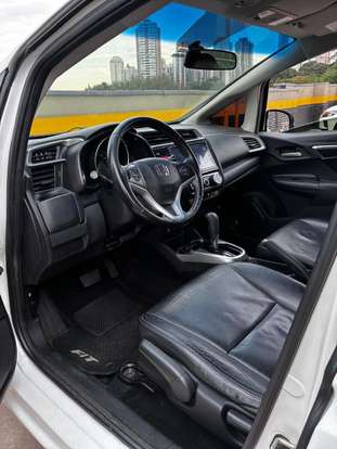 HONDA-FIT-2015
