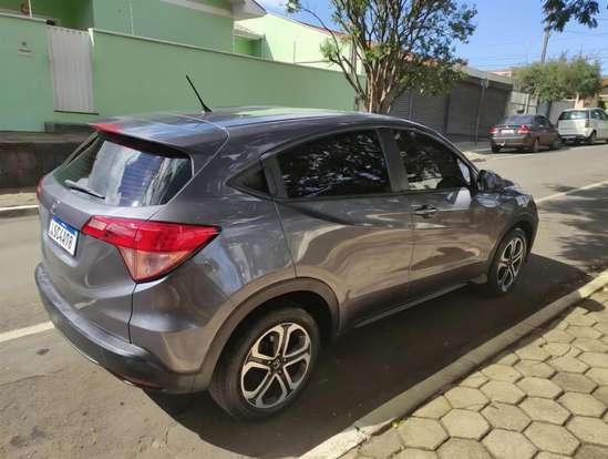 HONDA-HR-V-2015