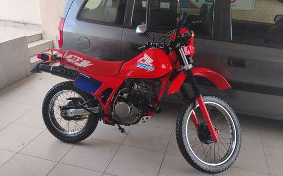 HONDA-XLX 250R-1991