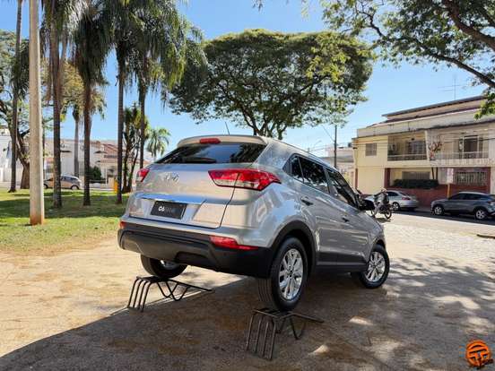 HYUNDAI-CRETA-1.6 16V FLEX ACTION AUTOMÁTICO HYUNDAI-CRETA-2023
