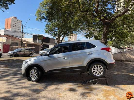HYUNDAI-CRETA-2023
