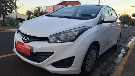 HYUNDAI HB20 1.0 COMFORT PLUS 12V FLEX 4P MANUAL HYUNDAI HB20 1.0 COMFORT PLUS 12V FLEX 4P MANUAL