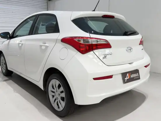 HYUNDAI-HB20-1.6 COMFORT PLUS 16V FLEX 4P AUTOMÁTICO HYUNDAI-HB20-2016