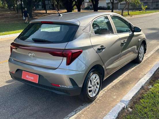 HYUNDAI-HB20-2023