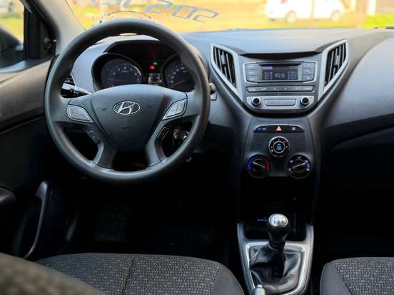 HYUNDAI-HB20-2018