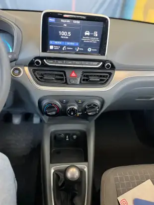 HYUNDAI-HB20S-2024
