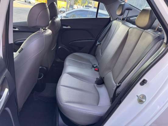HYUNDAI-HB20S-1.6 PREMIUM 16V FLEX 4P AUTOMÁTICO HYUNDAI-HB20S-2018