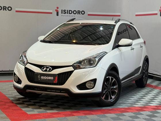 HYUNDAI HB20X 1.6 16V PREMIUM FLEX 4P AUTOMÁTICO