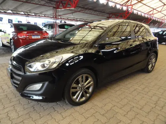HYUNDAI I30 1.8 MPI 16V GASOLINA 4P AUTOMATICO HYUNDAI I30 1.8 MPI 16V GASOLINA 4P AUTOMATICO
