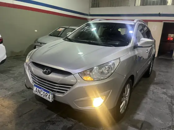 HYUNDAI IX35 2.0 MPFI GLS 16V FLEX 4P AUTOMÁTICO HYUNDAI IX35 2.0 MPFI GLS 16V FLEX 4P AUTOMÁTICO