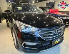 HYUNDAI SANTA FÉ 3.3 MPFI 4X4 7 LUGARES V6 270CV GASOLINA 4P AUTOMÁTICO HYUNDAI SANTA FÉ 3.3 MPFI 4X4 7 LUGARES V6 270CV GASOLINA 4P AUTOMÁTICO