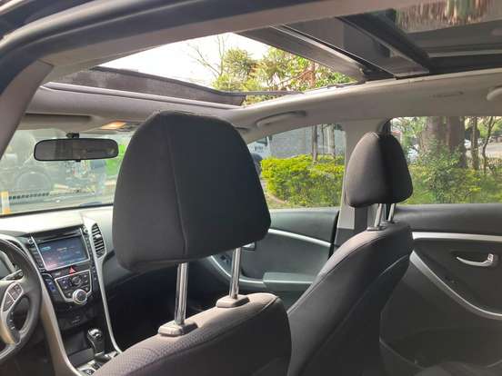 HYUNDAI-I30-1.8 MPI 16V GASOLINA 4P AUTOMATICO HYUNDAI-I30-2015