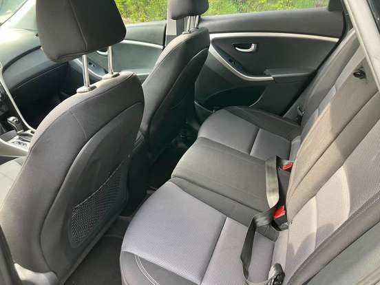 HYUNDAI-I30-1.8 MPI 16V GASOLINA 4P AUTOMATICO HYUNDAI-I30-2015