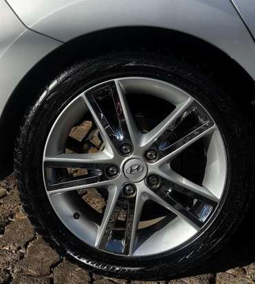 HYUNDAI-I30-2011