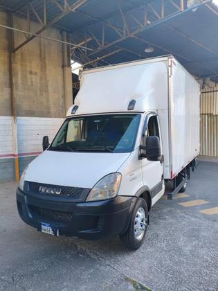 IVECO DAILY 35S14 CHASSI CABINE TURBO INTERCOOLER DIESEL 2P MANUAL