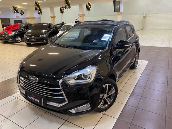 JAC T40 1.6 16V GASOLINA PLUS 4P CVT